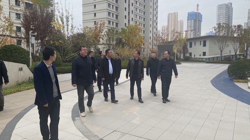 202511211763688909462687.jpg 甘肃建投七建新厦公司实地考察临夏州城投集团项目.jpg