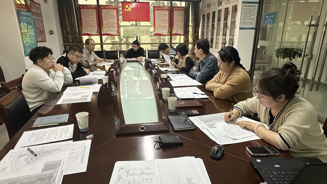 202511241763948542563015.jpg 甘肃建投七建新厦公司召开“五三五台项目”推进会.jpg