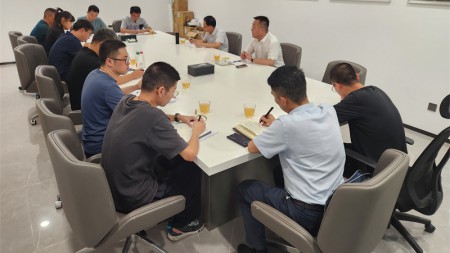 赵溪一行赴甘肃建投七建新厦公司重庆百郦湾项目调研指导工作