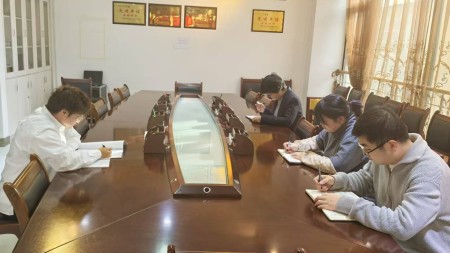 甘肃建投七建新厦公司成本管理部开展甘肃省审计厅下发文件集中学习