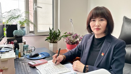 勇毅担当展风采 实干奋进创佳绩 --记七建公司“劳动模范”张文璇
